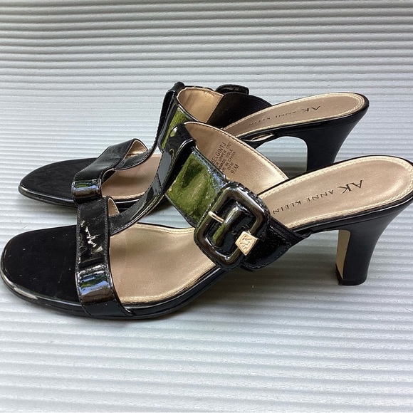 Anne Klein Woman low hill slippers Black Size 9.5 M summer Sandals - Picture 3 of 11